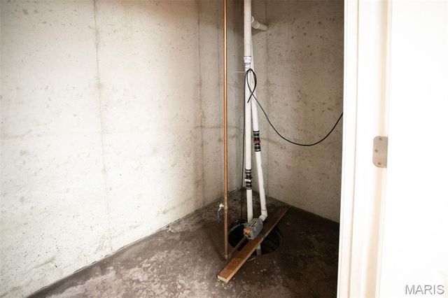 612 Crosswinds Court, Jerseyville, IL 62052