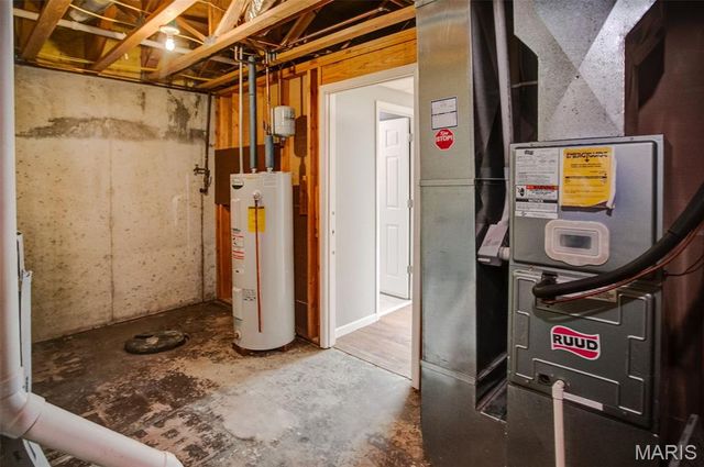 612 Crosswinds Court, Jerseyville, IL 62052