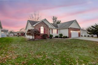 612 Crosswinds Court, Jerseyville, IL 62052