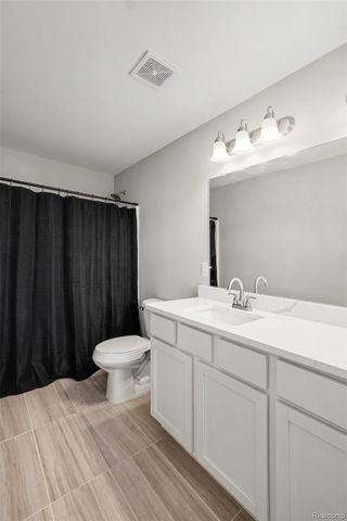 4101 Cedar Lane, Grand Blanc Charter Township, MI 48439