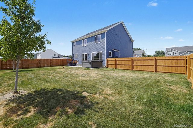 4101 Cedar Lane, Grand Blanc Charter Township, MI 48439