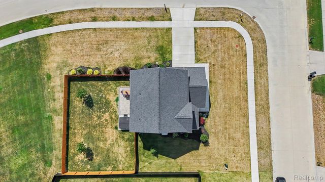 4101 Cedar Lane, Grand Blanc Charter Township, MI 48439