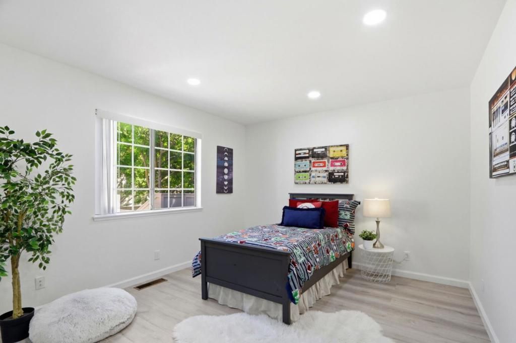 Image 15 of property listing at 3109 Heather Ridge Drive, San Jose, CA 95136