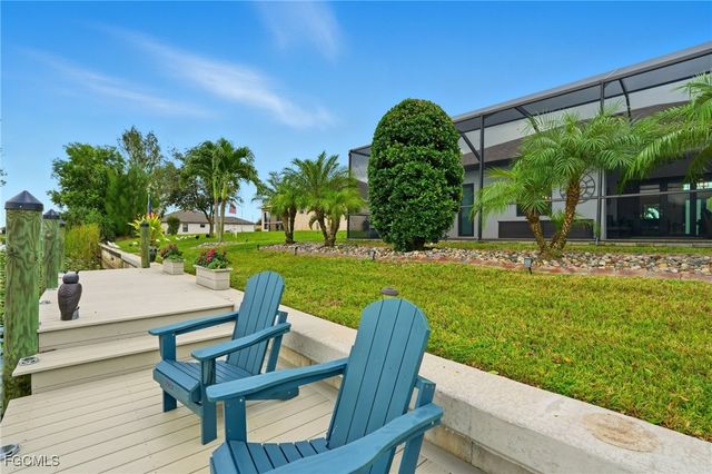 1217 SW 15th TER, Cape Coral, FL 33991