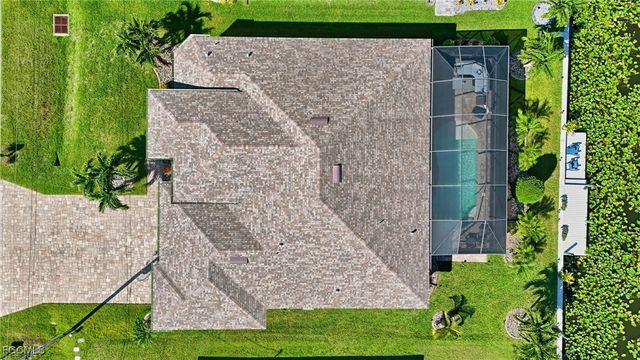 1217 SW 15th TER, Cape Coral, FL 33991