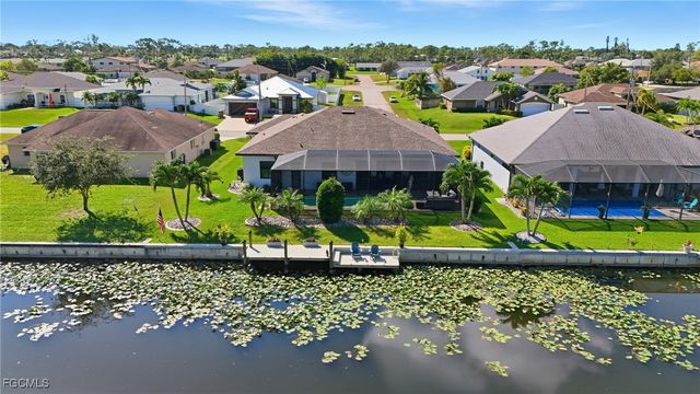 1217 SW 15th TER, Cape Coral, FL 33991