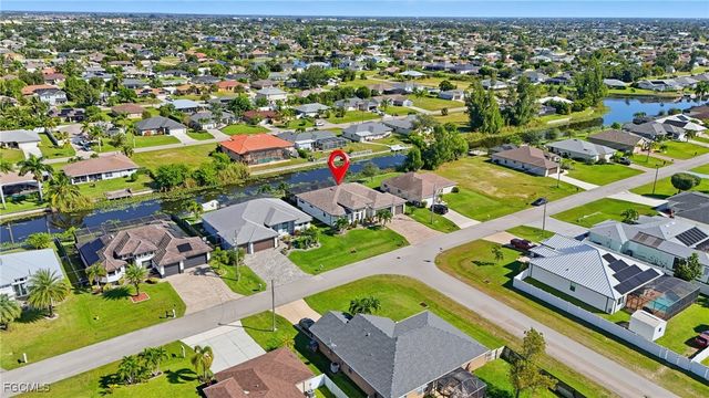 1217 SW 15th TER, Cape Coral, FL 33991