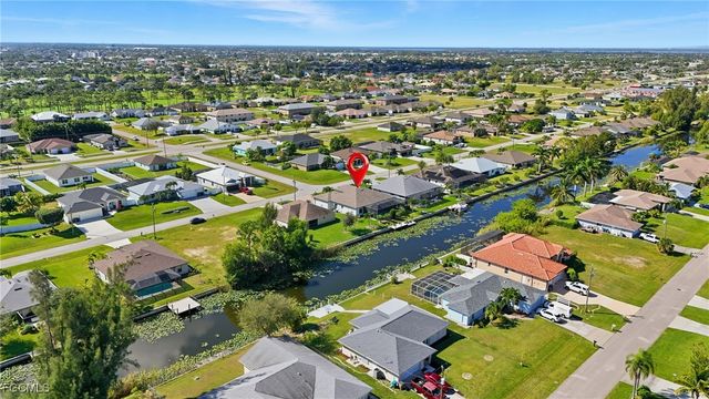 1217 SW 15th TER, Cape Coral, FL 33991