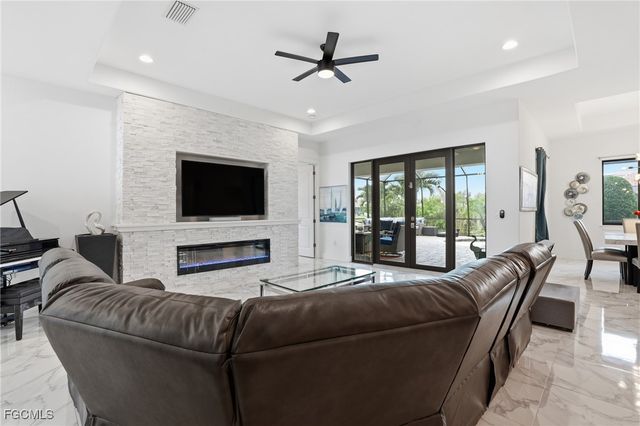 1217 SW 15th TER, Cape Coral, FL 33991