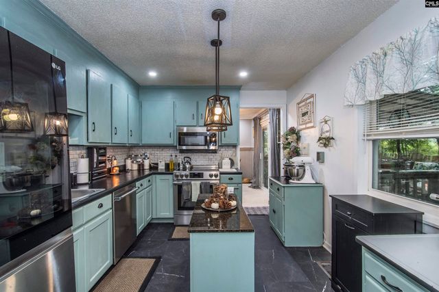 14 Yashica Court, West Columbia, SC 29172