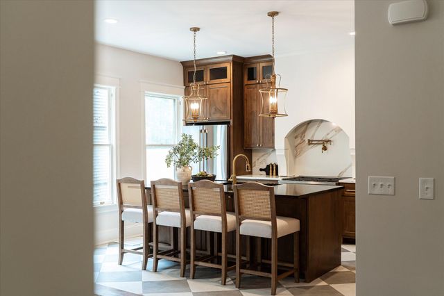 233 Morris Avenue SE, Grand Rapids, MI 49503