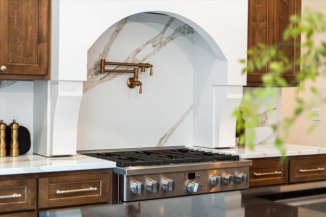 233 Morris Avenue SE, Grand Rapids, MI 49503