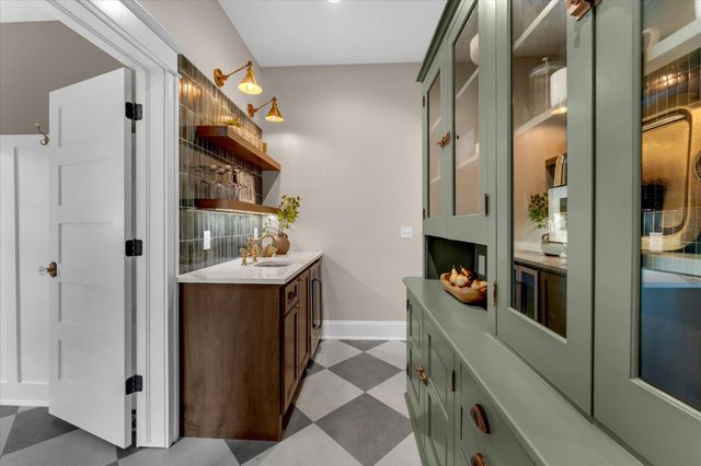 233 Morris Avenue SE, Grand Rapids, MI 49503