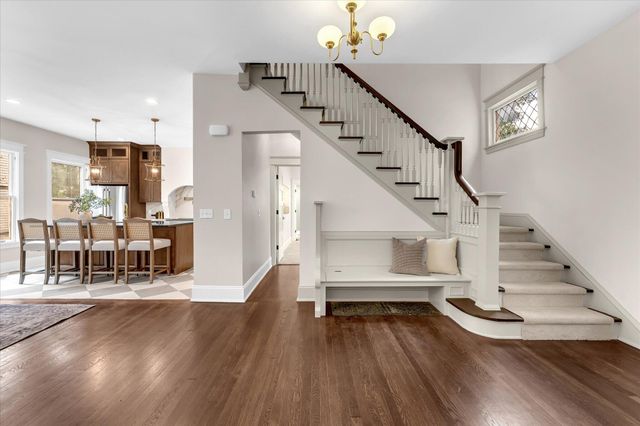 233 Morris Avenue SE, Grand Rapids, MI 49503