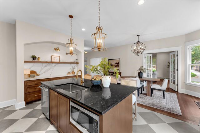 233 Morris Avenue SE, Grand Rapids, MI 49503