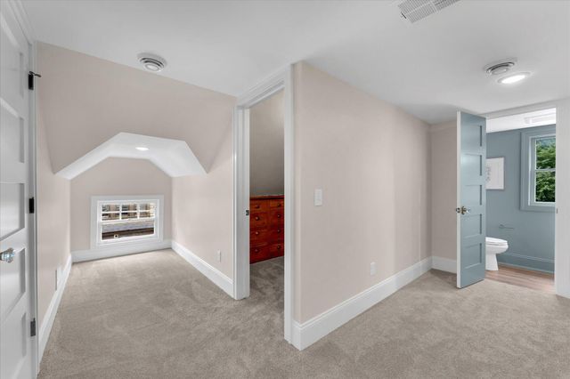 233 Morris Avenue SE, Grand Rapids, MI 49503