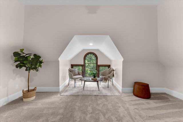 233 Morris Avenue SE, Grand Rapids, MI 49503