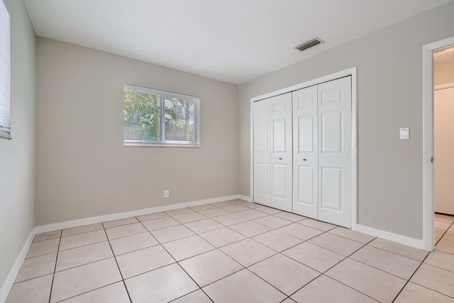 2602 NE 10th Terrace B, Wilton Manors, FL 33334