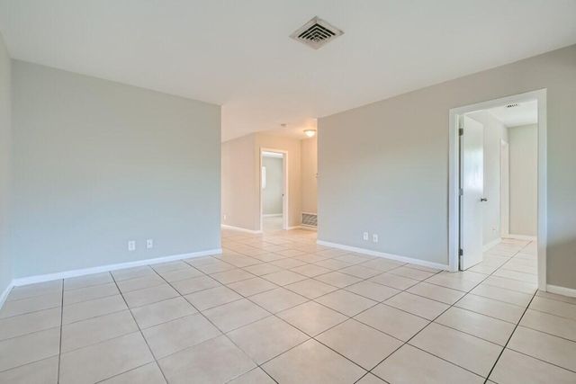 2602 NE 10th Terrace B, Wilton Manors, FL 33334
