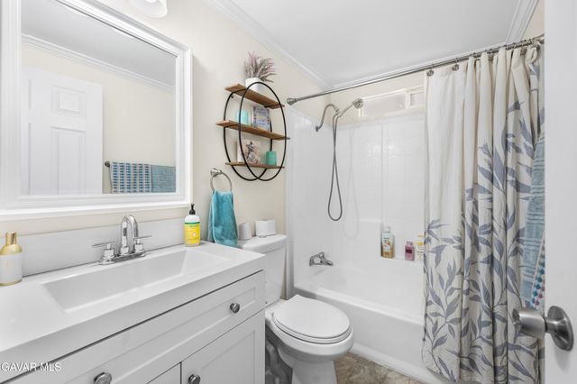 3300 W 15th Street Spc 153, Rosamond, CA 93560