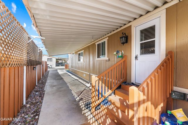 3300 W 15th Street Spc 153, Rosamond, CA 93560