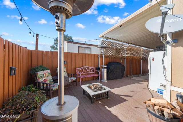 3300 W 15th Street Spc 153, Rosamond, CA 93560