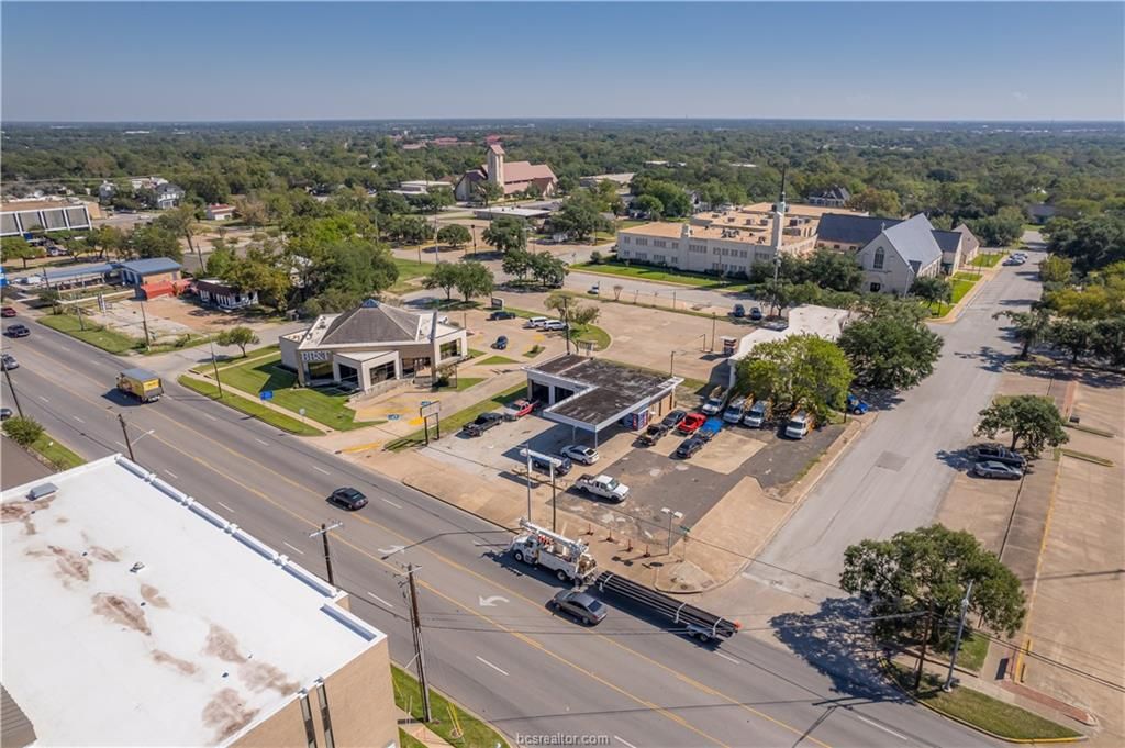 209 South Texas Avenue, Bryan, TX 77803 — photo 4