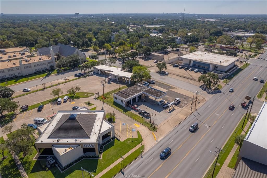 209 South Texas Avenue, Bryan, TX 77803 — photo 5