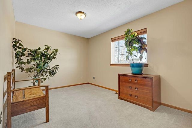 37728 Hawthorne Avenue, North Branch, MN 55056