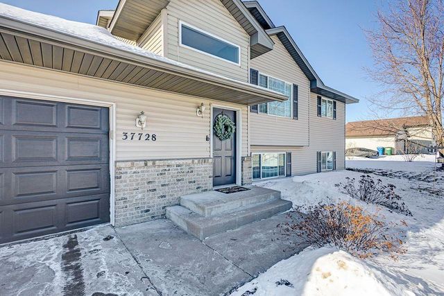 37728 Hawthorne Avenue, North Branch, MN 55056