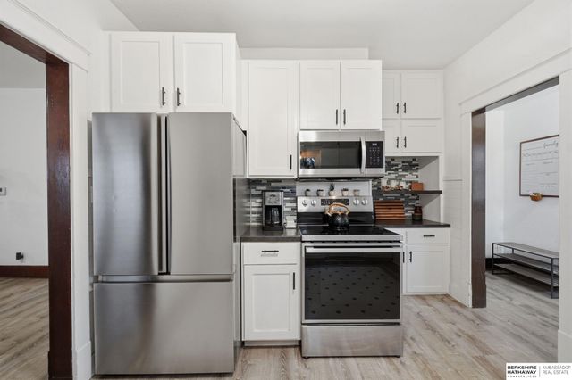 1932 N Lincoln Avenue, York, NE 68467