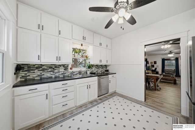 1932 N Lincoln Avenue, York, NE 68467