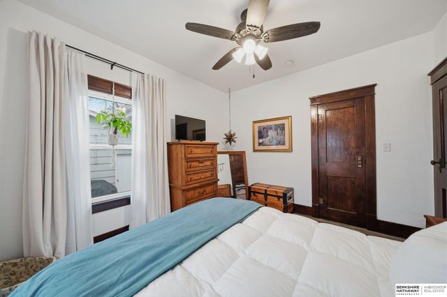 1932 N Lincoln Avenue, York, NE 68467