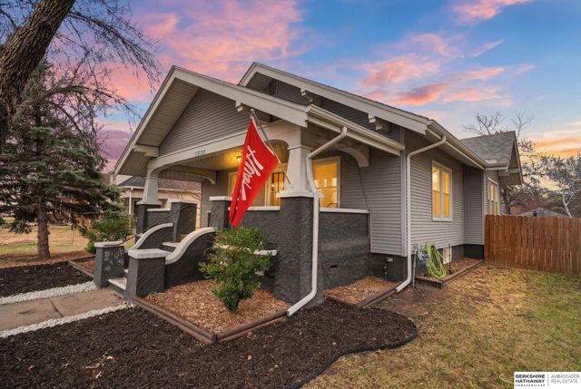 1932 N Lincoln Avenue, York, NE 68467