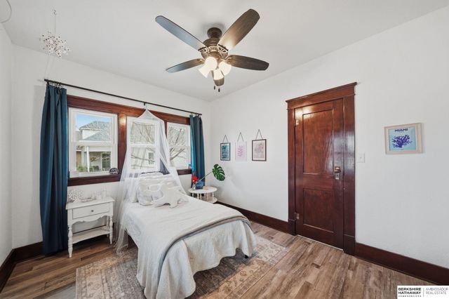 1932 N Lincoln Avenue, York, NE 68467