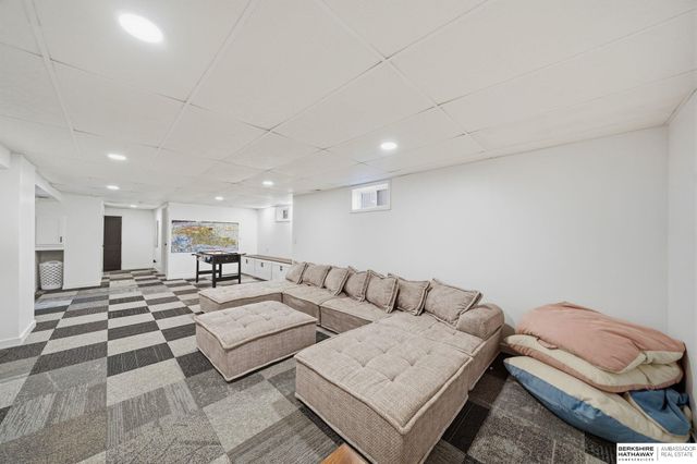 1932 N Lincoln Avenue, York, NE 68467