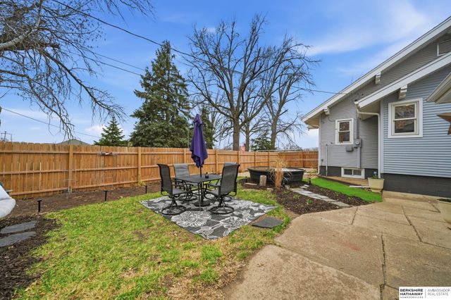 1932 N Lincoln Avenue, York, NE 68467