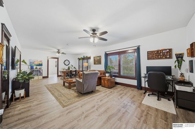 1932 N Lincoln Avenue, York, NE 68467