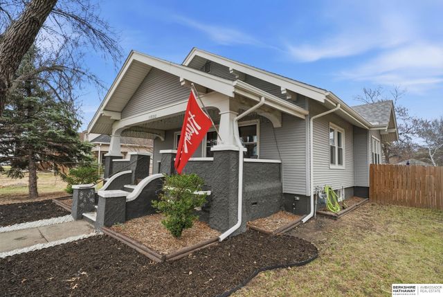 1932 N Lincoln Avenue, York, NE 68467