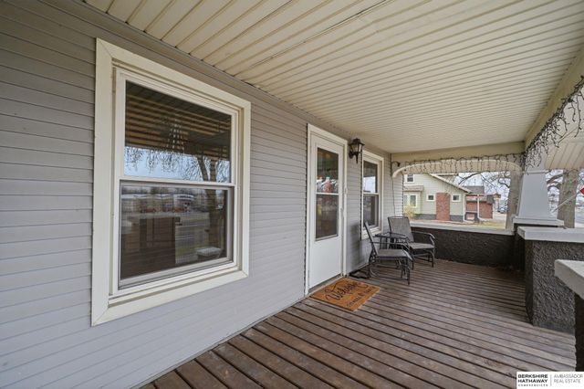 1932 N Lincoln Avenue, York, NE 68467