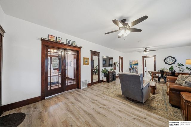 1932 N Lincoln Avenue, York, NE 68467