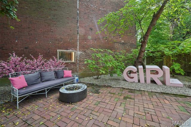 1845 S 9th Street, St Louis, MO 63104