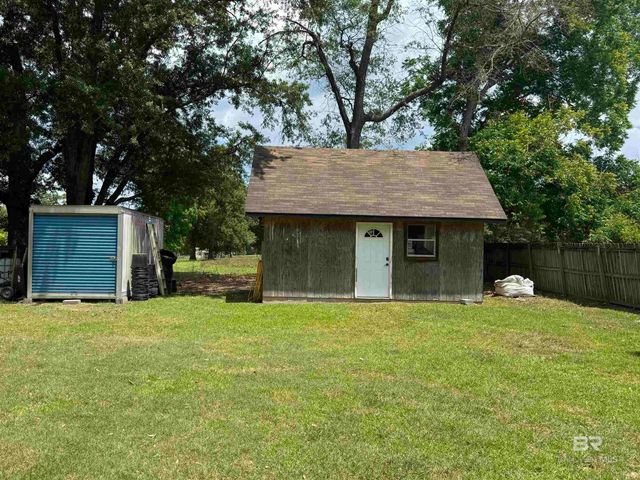2274 Foshee Road, Brewton, AL 36426