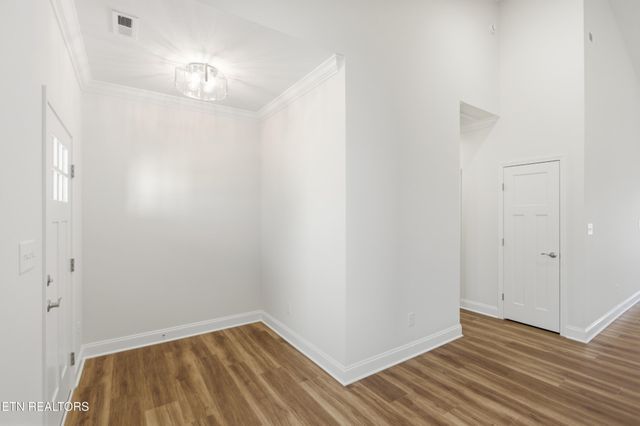 5613 Stoneleigh Rd, Knoxville, TN 37912