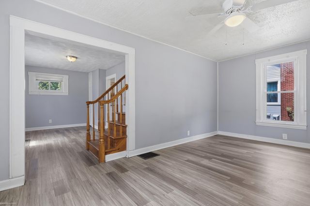 57 N Johnson Street, Pontiac, MI 48341