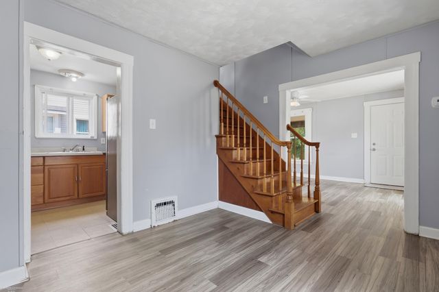57 N Johnson Street, Pontiac, MI 48341