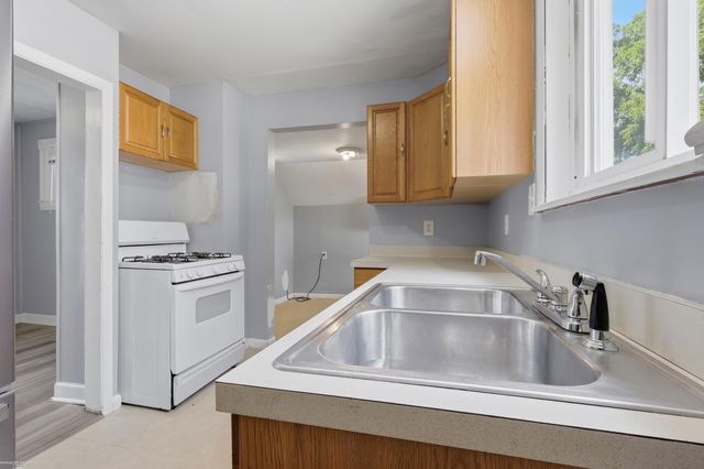 57 N Johnson Street, Pontiac, MI 48341
