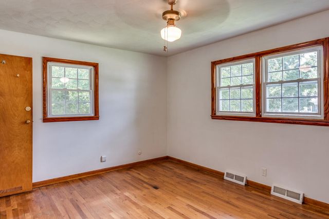 116 Geneva Avenue, Battle Creek, MI 49037