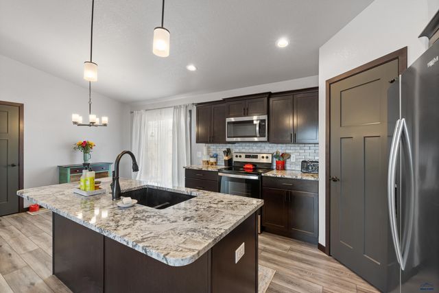 196 DORCHESTER AVE, Box Elder, SD 57719