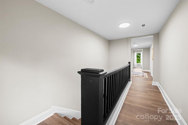 806 4th Street Drive NW, Hickory, NC 28601